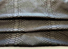 Load image into Gallery viewer, 3 Pieces Black Snakeprint