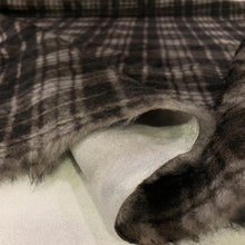 Load image into Gallery viewer, Plaid Sheepskin