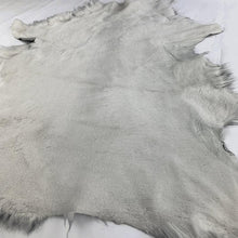 Load image into Gallery viewer, Off White Sheepskin