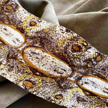 Load image into Gallery viewer, Paisley Print Snakeskins