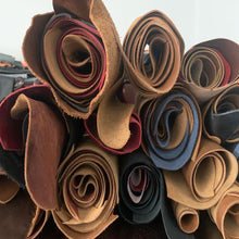 Load image into Gallery viewer, Vegetable tanned waxed leather scraps 2kg