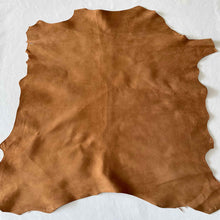 Load image into Gallery viewer, tawny goat suede leather