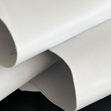 Load image into Gallery viewer, White Veg tanned leather Belly