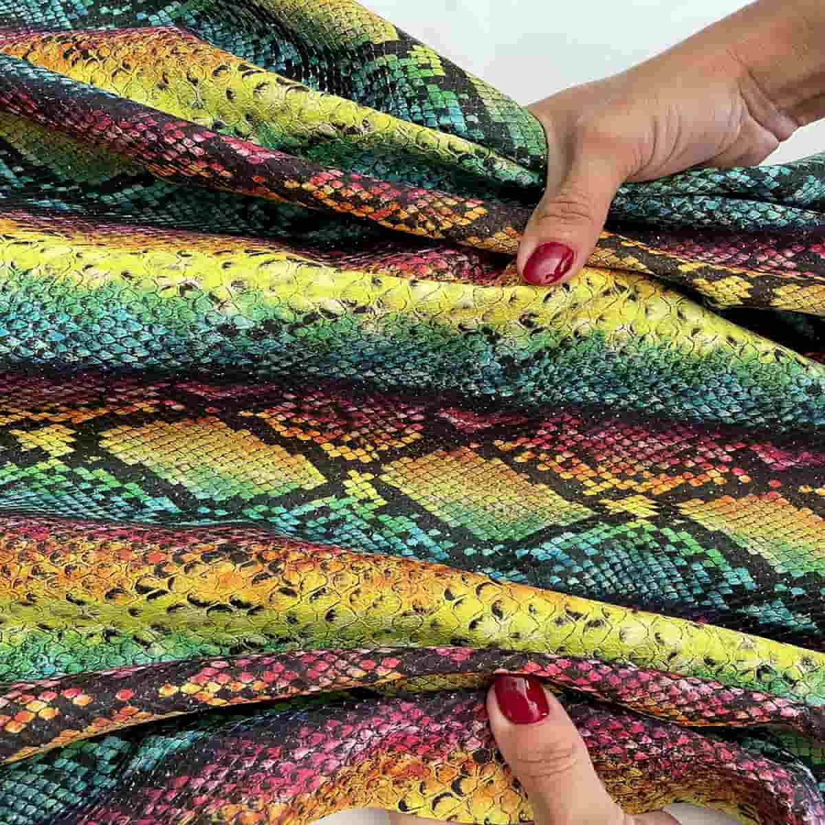 FI-7512 White Multicolor Snake Print Metal Tip by Fiesso main image 1
